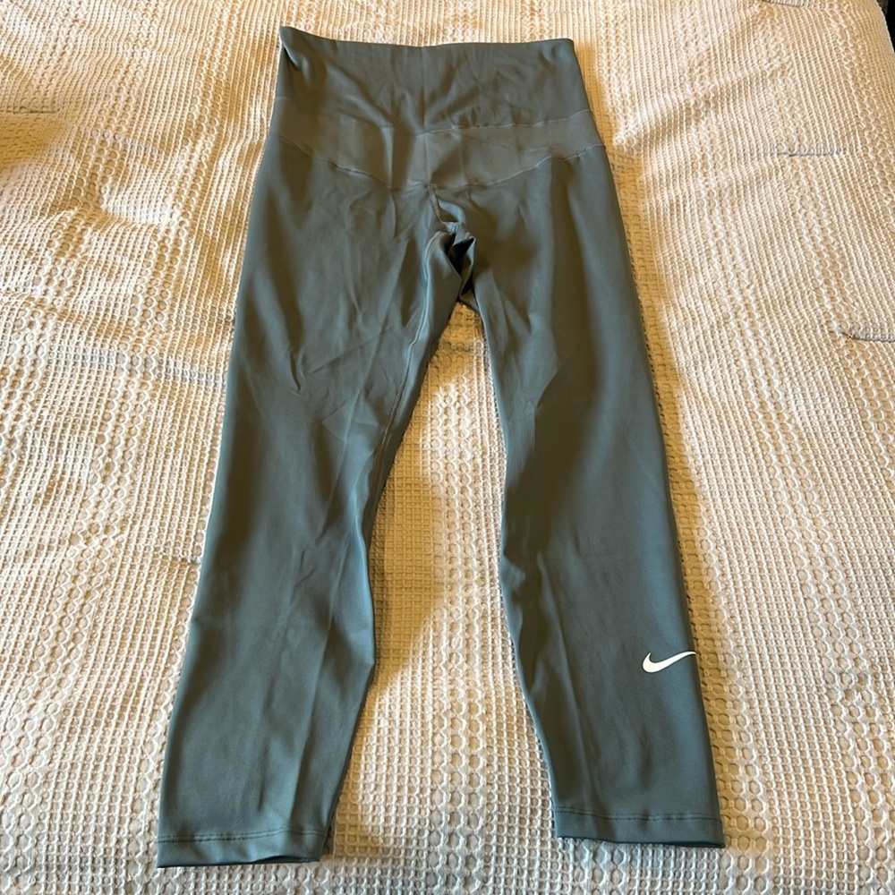 Nike Maternity Leggings